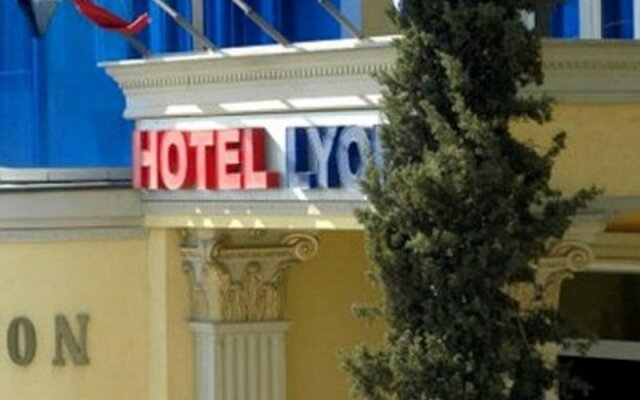 Lyon Hotel
