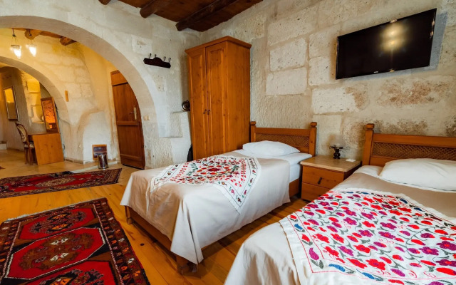 Amber Cave Suites