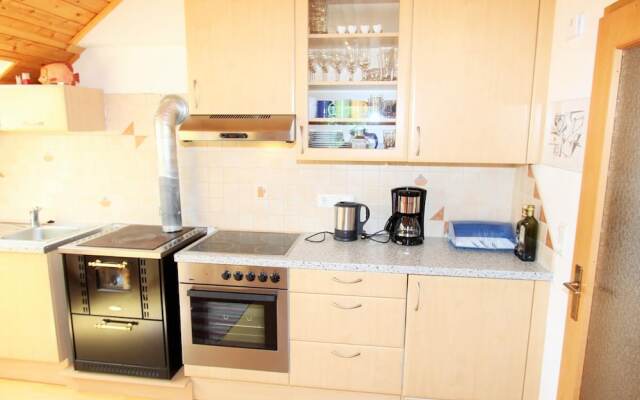 Cozy Apartment in Köttmannsdorf near Lake