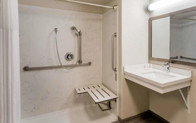 Days Inn Yosemite Area