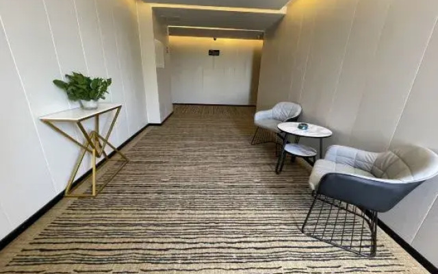 World Smart Hotel (Zibo Huantai County Xinyulou Zhangbei Road)