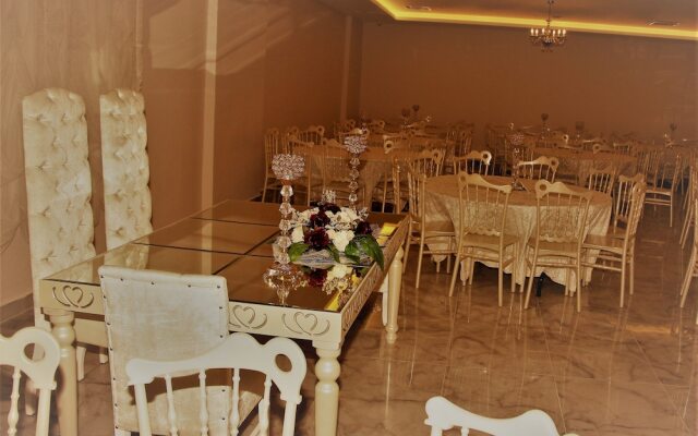 Ereza Otel