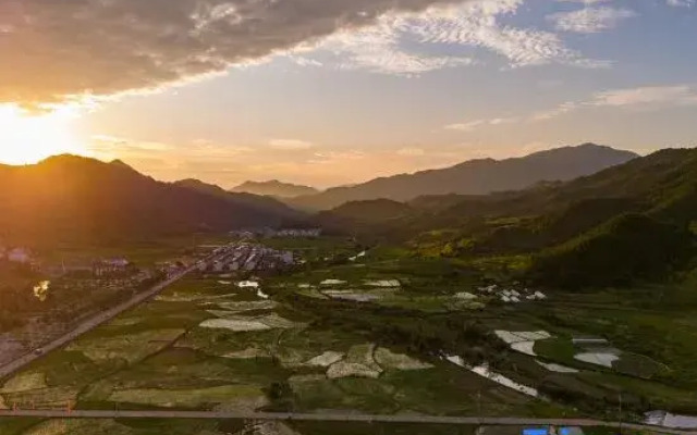 Wuyuan huangling Senman · Luxury luxury time designed accommodation