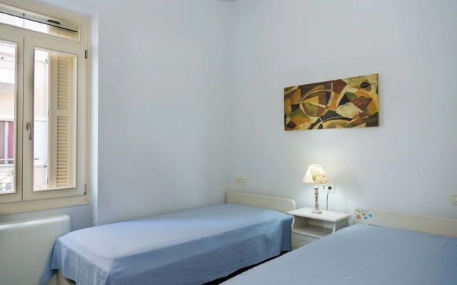 Seafront Own Ouse - Sleeps 6 - 5min Walk To the Beach