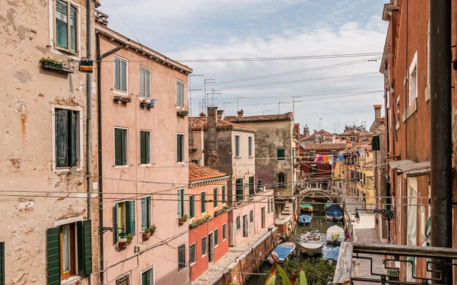 The Venetian Canal View