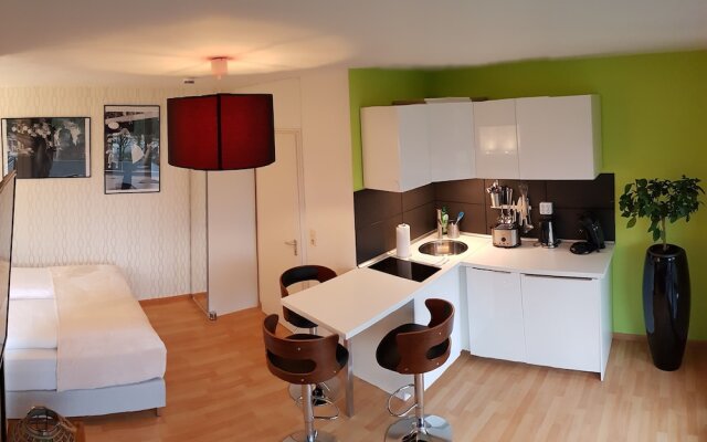 Studio Sweet Lemon Tree