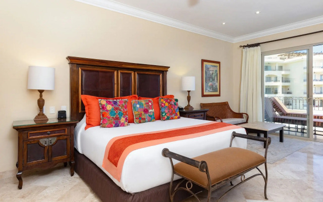 Villa La Estancia Beach Resort & Spa