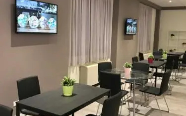 Nova Hotel