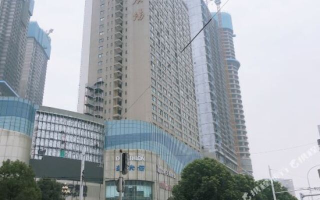 HanTing Hotel (Wuhan Wangjiawan Subway Station)