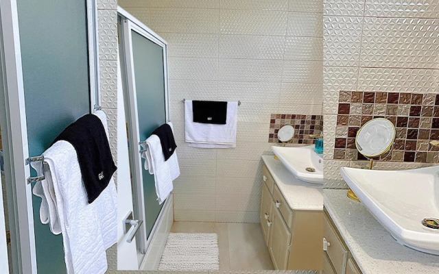 Attalia Villa 5-bed in Runaway Bay Near Ocho Rios