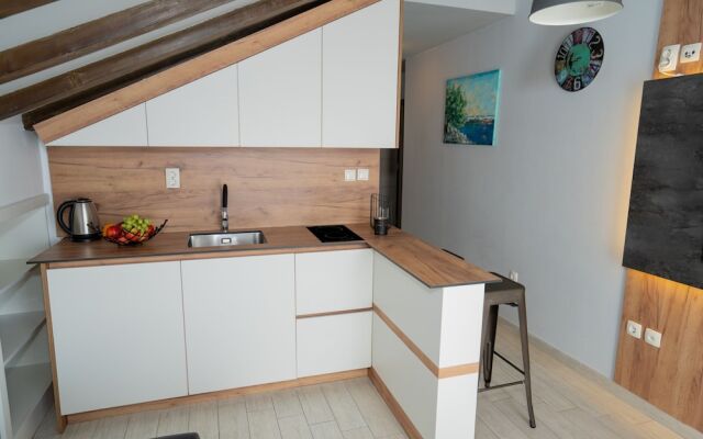 Apartments Ellena