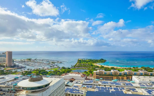 Renaissance Honolulu Hotel & Spa