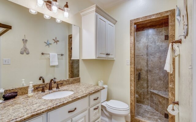 Sea Pearl 6 Bedroom Home