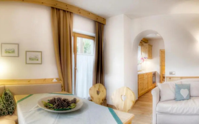 Family and Wellness Residence Ciasa Antersies