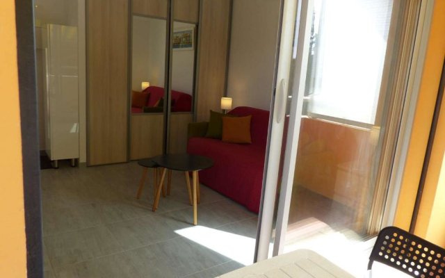 Appartement Le Lavandou, 1 pièce, 2 personnes - FR-1-308-110