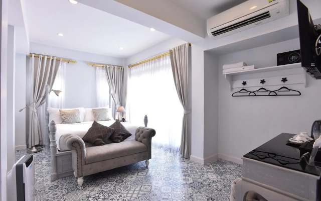 Noursabah Bed Bangkok