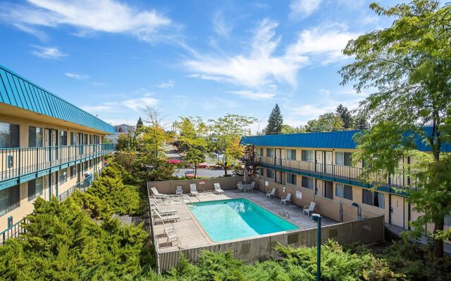 Studio 1 Moscow Hotel & Extended Stay