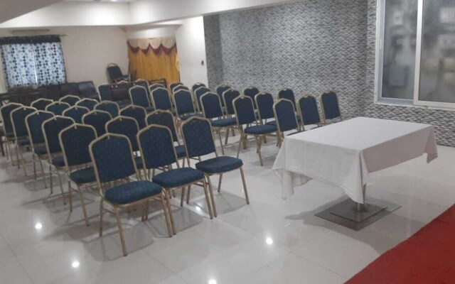 Hotel Sri Mayuri
