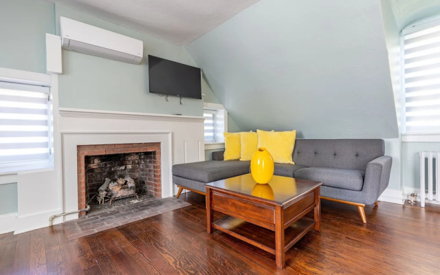 Chimney Hill Estate Inn