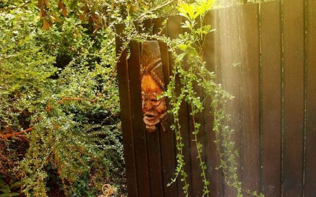 Moontide Guest Lodge