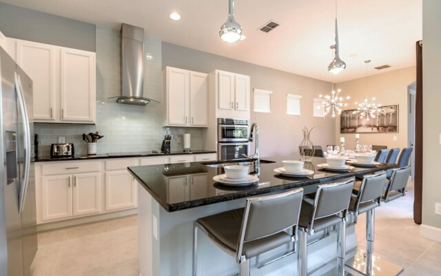 5bed 5Ba Reunion Villa W.pool