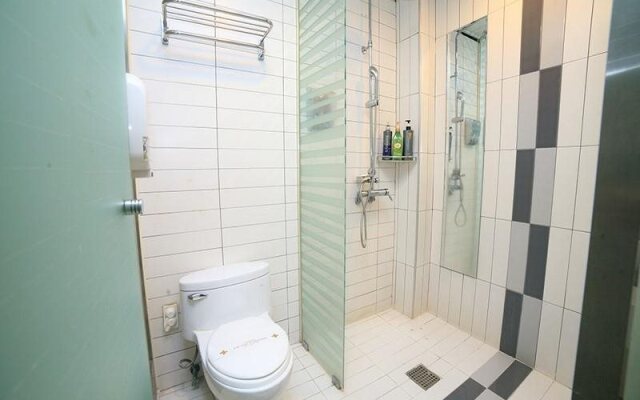 Goodstay IMT Hotel