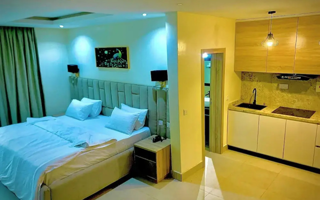 Slavan Suites & Apartments