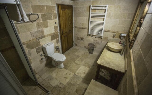 Spelunca Cave Hotel