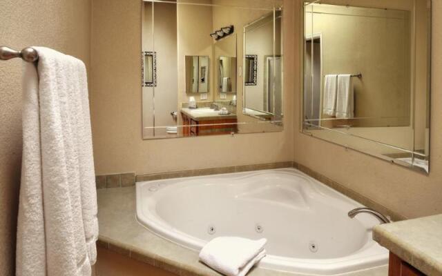 The Roundhouse Resort