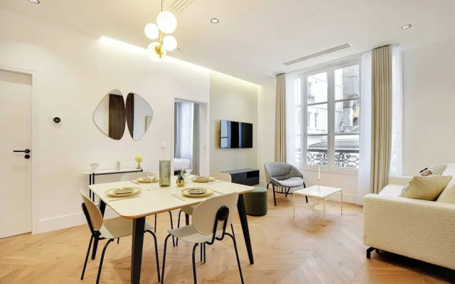 Luxury Apartment 1br/4p - Opera