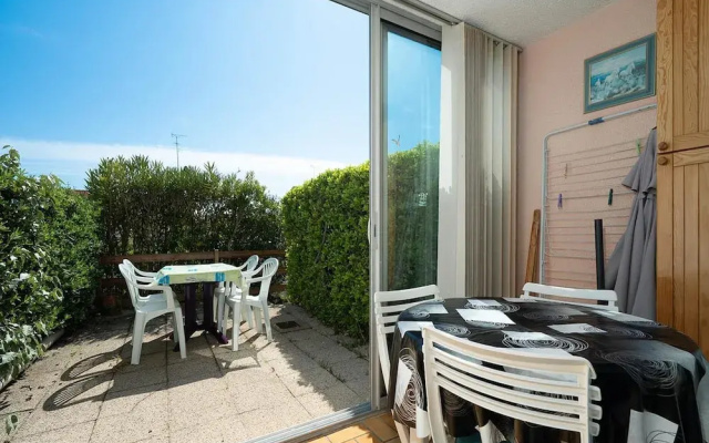 Apartment in Agde for Four Guests