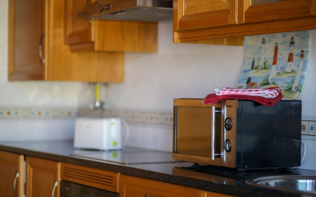Atlantic Ocean Pool Apartment