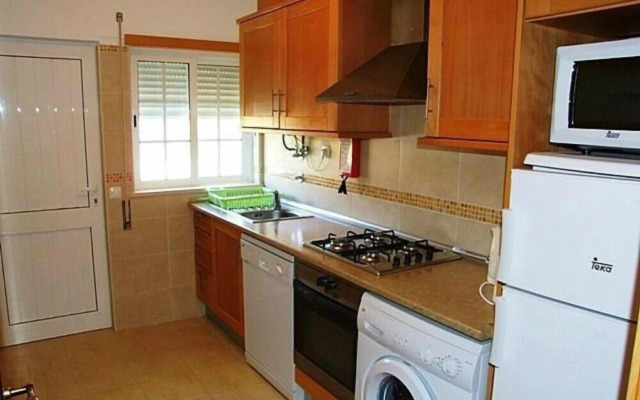 Stunning 1-bed Apartment in Olhos de Agua