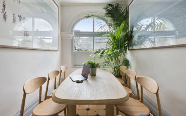 Pacific House Hostel