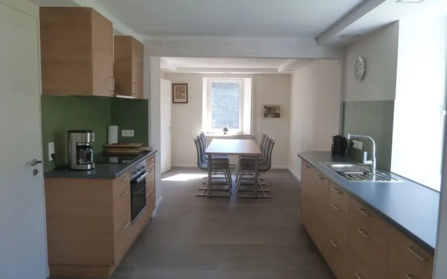 Cottage in Kuchelscheid With Terrace