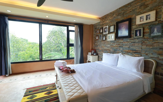 House of Love Khaoyai by Ganit