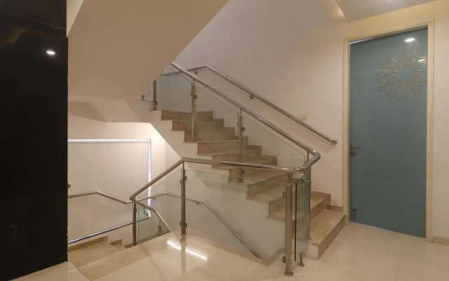 Ekasila Suites by Iroomz