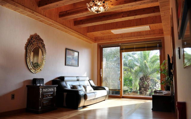 PalmValley Pool Villa Resort