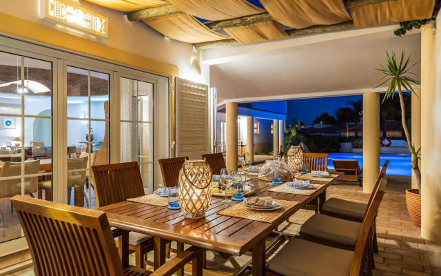 Villa Dome by OCvillas