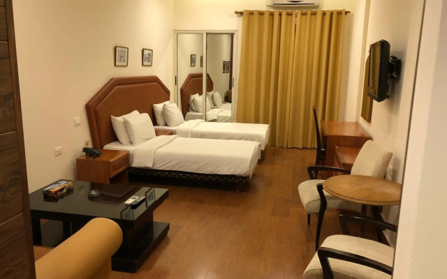 Dreams Suites