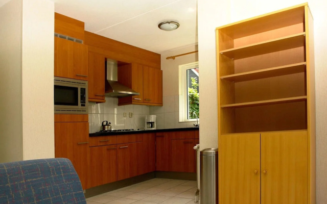 Detached Holiday Home With Wifi, 20km van Assen