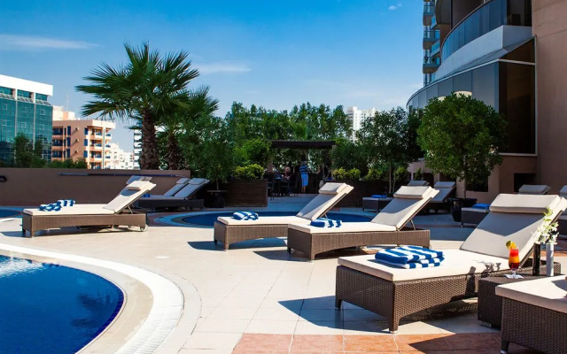Majestic City Retreat Hotel - Image 5