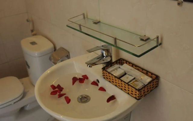 Champa Hotel