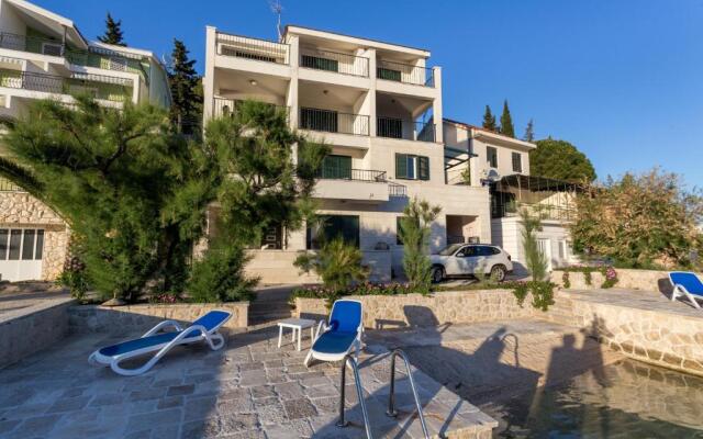 Apartments Regina Maris