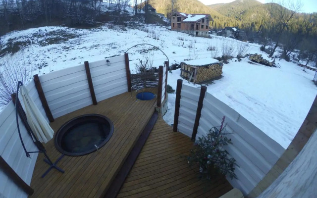 Homestay Opryshky