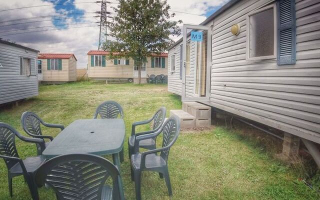 House TrioCamp Karlin Liben