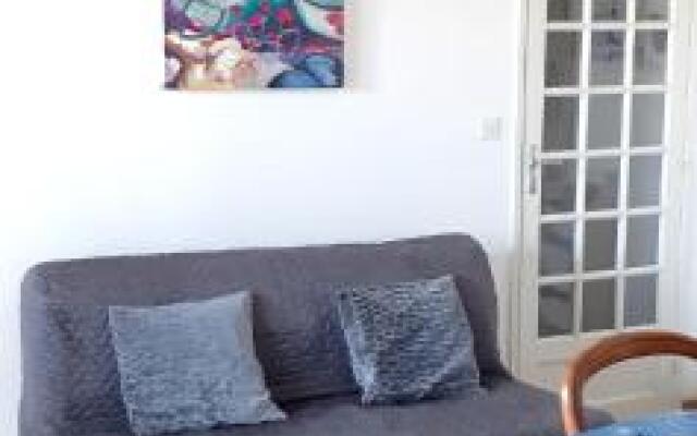 Apartment Avenue Pierre Corneille