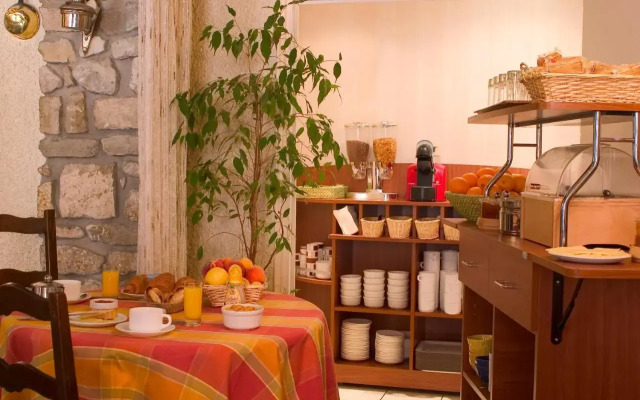 Hotel Le Commerce