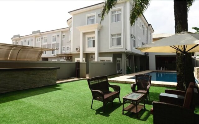 Prenox Hotel and Suites