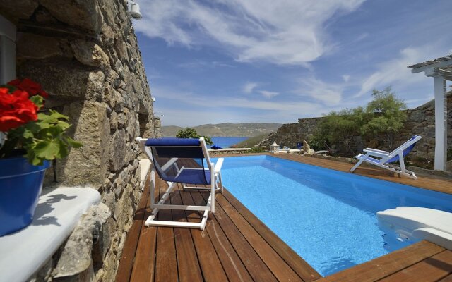 Villa Princess 1 4BD with Pool Panormos